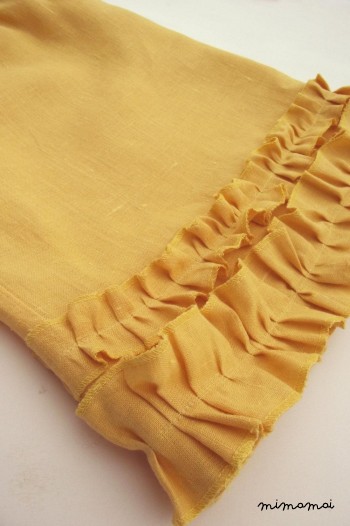 Linen skirt with double ruffle trims