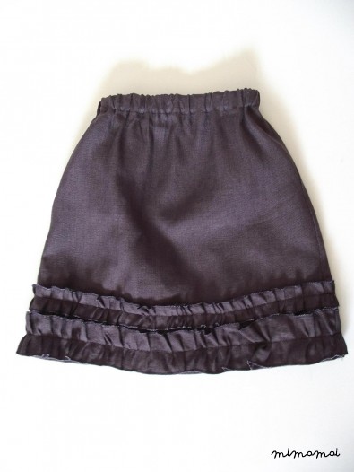 Linen skirt with double ruffle trims