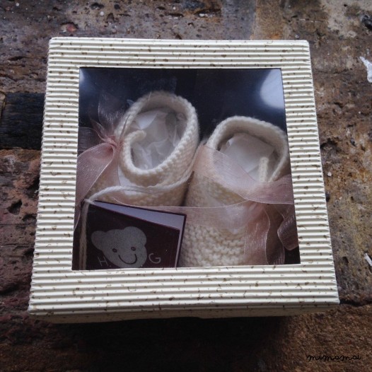Newborn baby booties pink