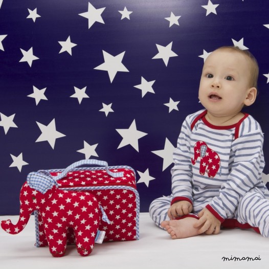 Eli babygrow, bib & soft toy gift set