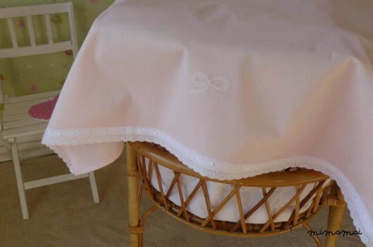 Lenzuolino culla o lettino rosa di cotone "Nodo d'amore"