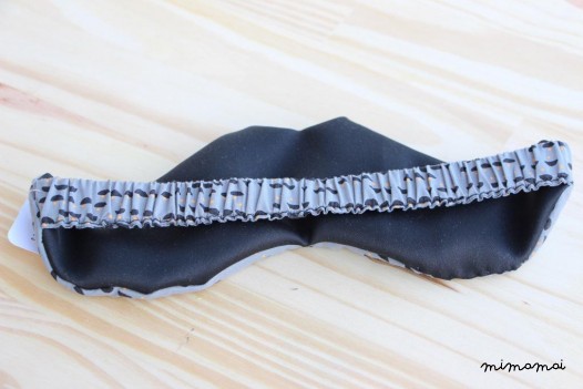 Masque de nuit &ndash; Graphique noir et gris