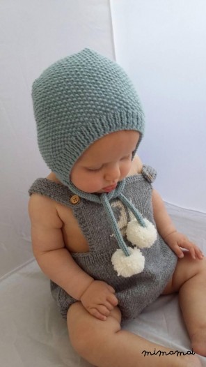 Baby bonnet, baby hat, baby winter hat, newborn babypresent, new baby, pompom hat