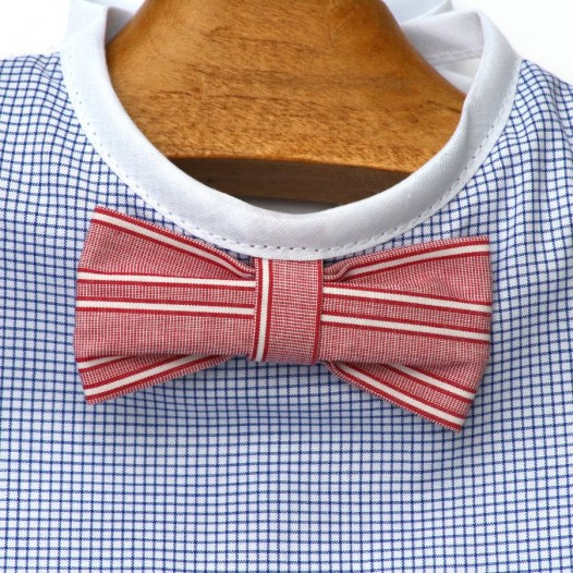 Bavoir-chic-noued-papillon-bebe-rouge-bleu-bapteme-2