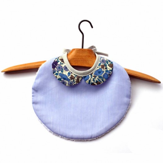 Bavoir-chic-col-Claudine-Liberty-Poppy-bleu-1