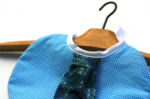 bavoir-chic-noeud-papillon-vichy-turquoise-3