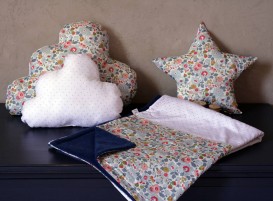 Couverture-bebe-Liberty-Betsy-porcelaine-polaire-marine-toronto-5