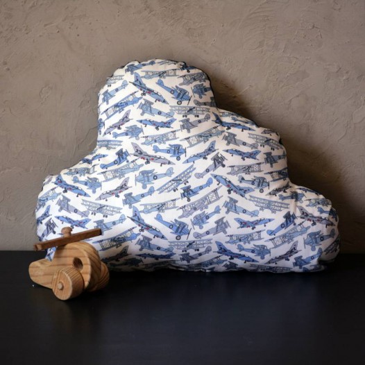 Coussin-nuage-Liberty-Toms-Jet-2