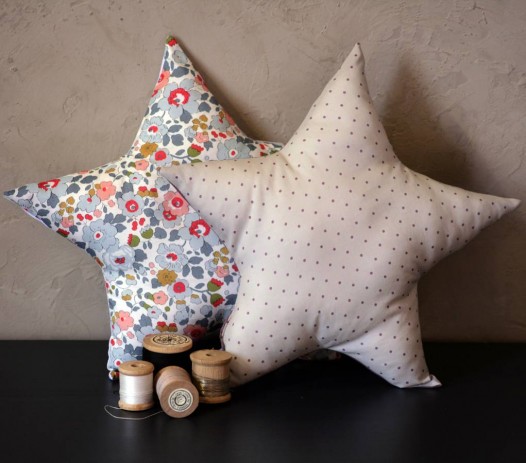 Coussin-etoile-brume-pois-figue-2