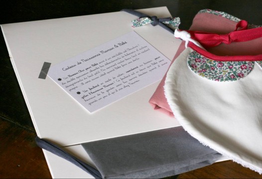 Coffret-Cadeau-Maman-Bebe-e-plat