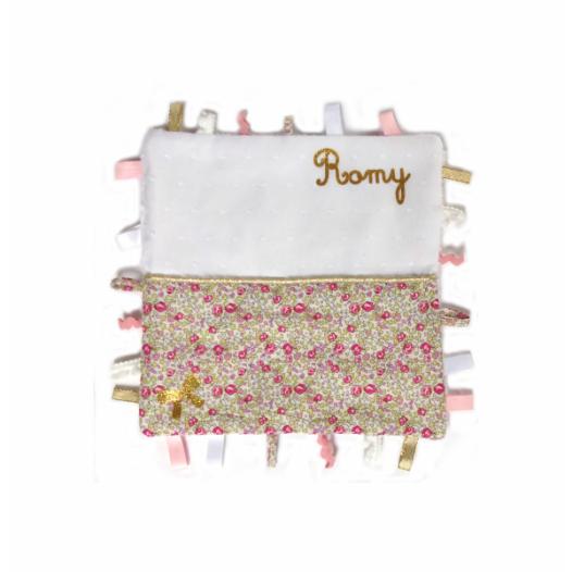 doudou-etiquettdddes-creme-etoiles-or-.jpg