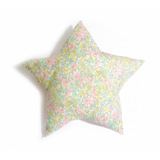 coussin-etoile-differentsasadass-liberty.jpg