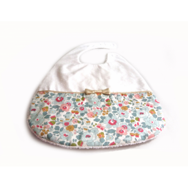 Bavoir liberty betsy porcelaine plumetis blanc et passepoil dor&eacute;