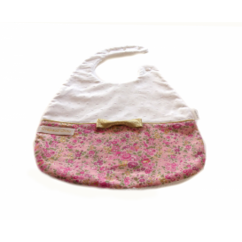 Bavoir liberty Tatum Rose plumetis blanc et passepoil dor&eacute;