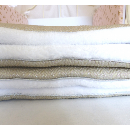 couverture-luxie-teddydou-ddddblanc-argent-.jpg