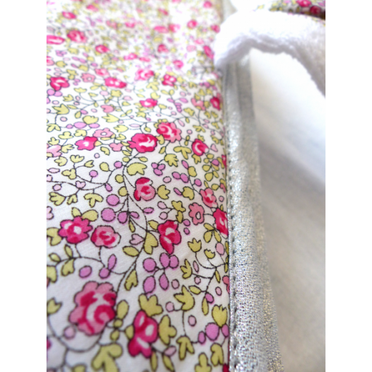 cape-de-bain-mon-joli-lapin-capuche-liberty-ezzzloise-rose.jpg