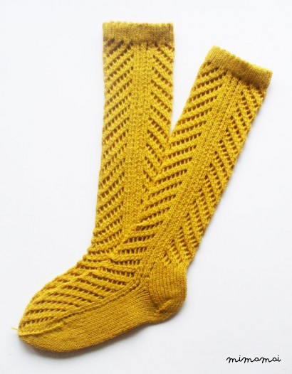 Babies/Children's knitted lambswool knee-high lace socks/stockings