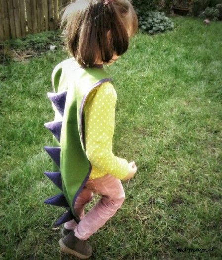 Dinosauro Cape - Cape Dragon