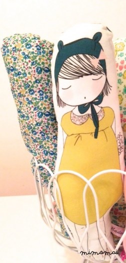 Poup&eacute;e/Doll COQUETTE 