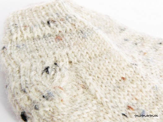 Wool infant socks - hand knit baby socks - newborn gift - baby shower gift