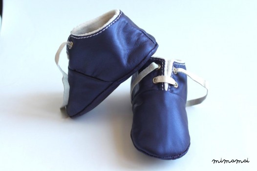 6-12 Months Slippers / Baby Shoes Lamb Leather Blue white