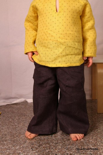 Linen violet brown trousers.Two front pockets
