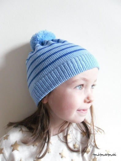 Childrens Knitted Bobble Hat/Blue Knitted Hat