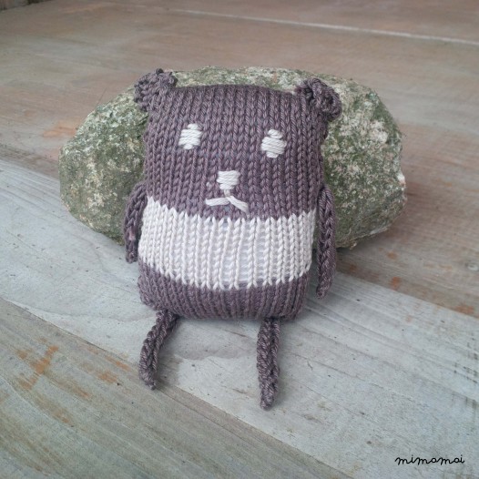 Baby shoes and knitted bear, handmade knitwear of organic cotton, beige and taupe