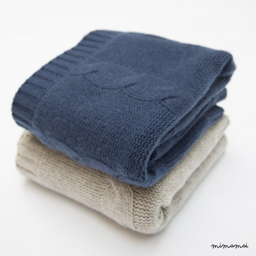 Cashmere Cable Blanket - Light Grey M&eacute;lange