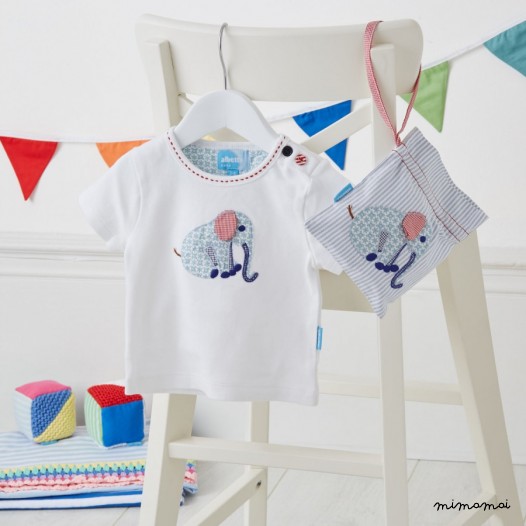 Elephant t-shirt in gift bag