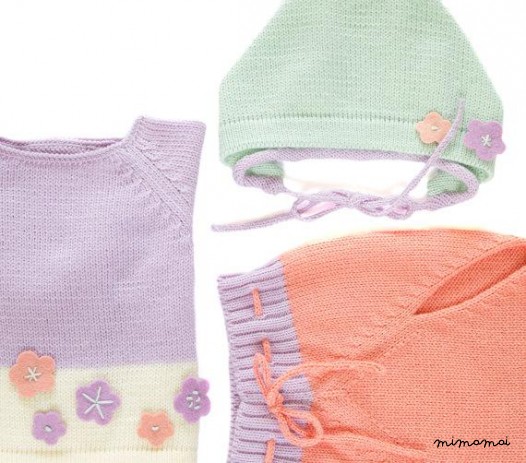Maglia bambino insieme. Maglione, copertura del pannolino e protezione. Colori pastello.
