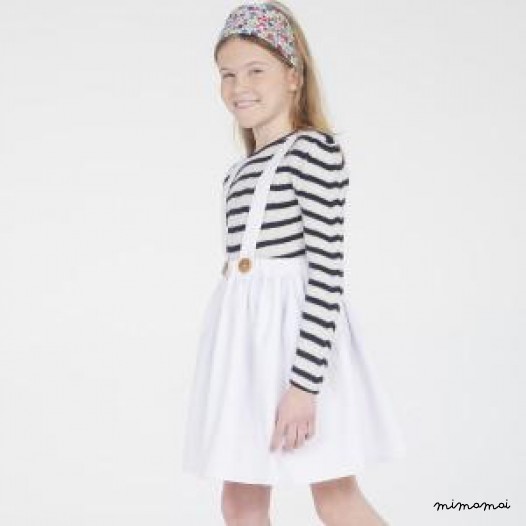 White denim skirt