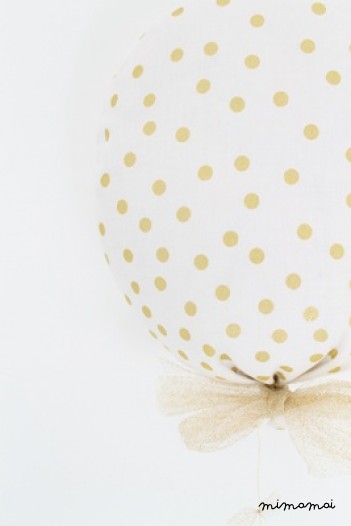Ballon &laquo; Camille &raquo; blanc et or