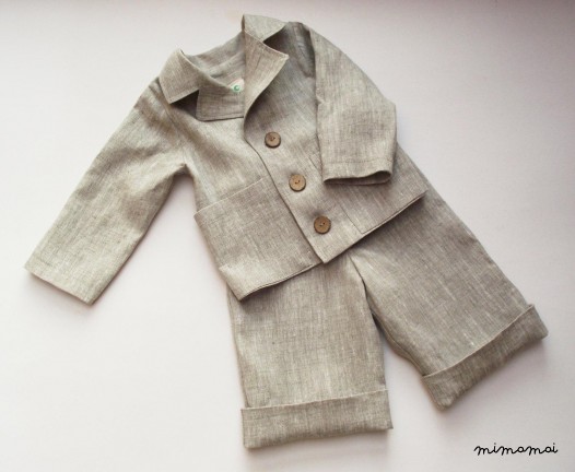Natural linen outfit - jacket and short pants