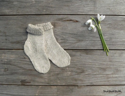 Hand knit baby linen socks - baby summer socks - infant socks