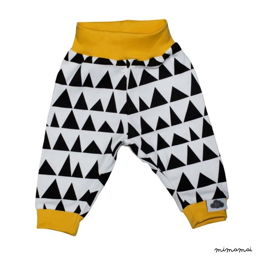 "Your mountain is waiting" bottoms white
