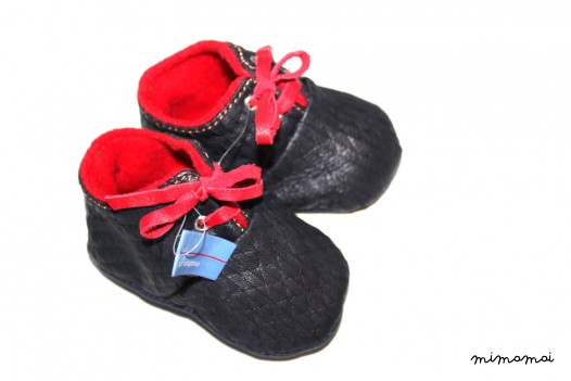SALE 12 - 18 Months Slippers / Baby Shoes Lamb Leather Black Red
