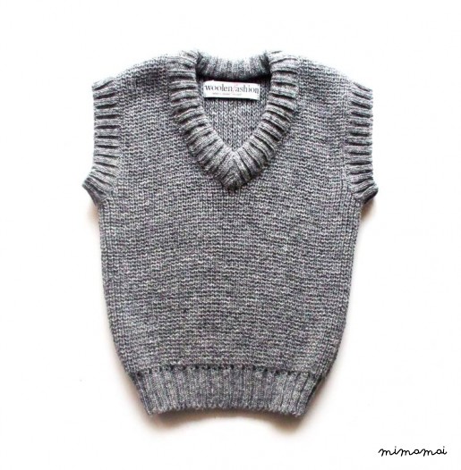 Babies/Children's knitted lambswool V-neck vest/waistcoat/gilet
