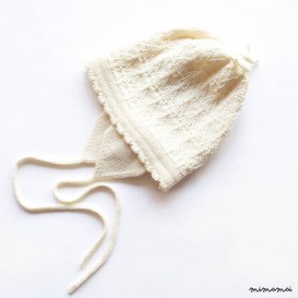 Babies/Children's merino wool mid-season hat/bonnet