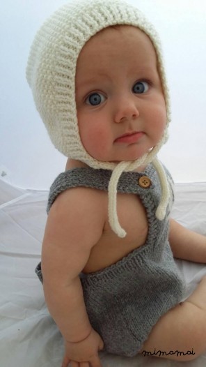 Baby bonnet, baby hat, baby wear, bonnet with pompom