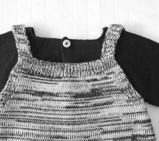 Tuta da bambino, a maglia maglione.Bambina. Rosa miscelato. Cuore di feltro e fiori.