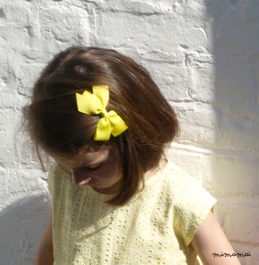 Medium Hot Pink Bow