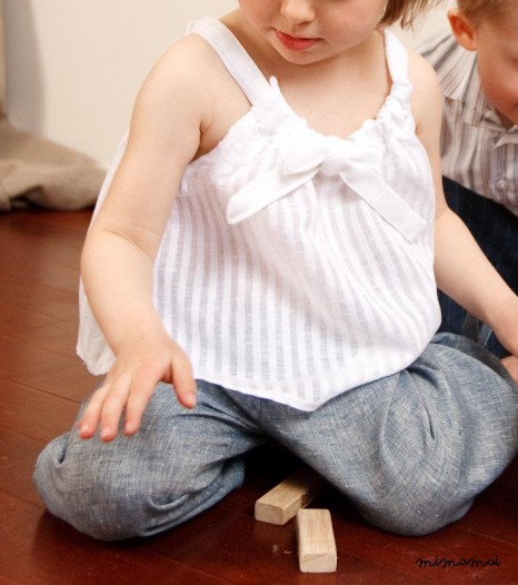 Linen blouse with a bow. Lightweigt linen