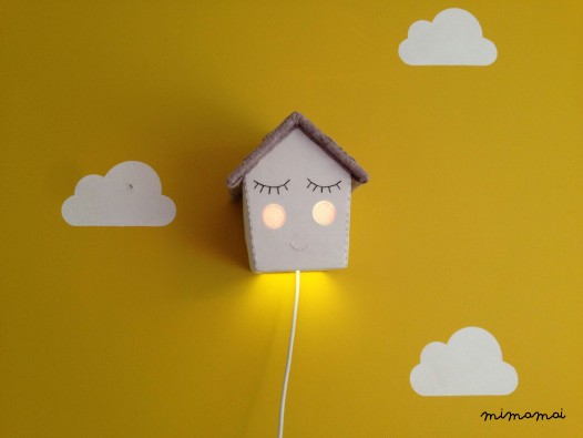 White Happy House LED light