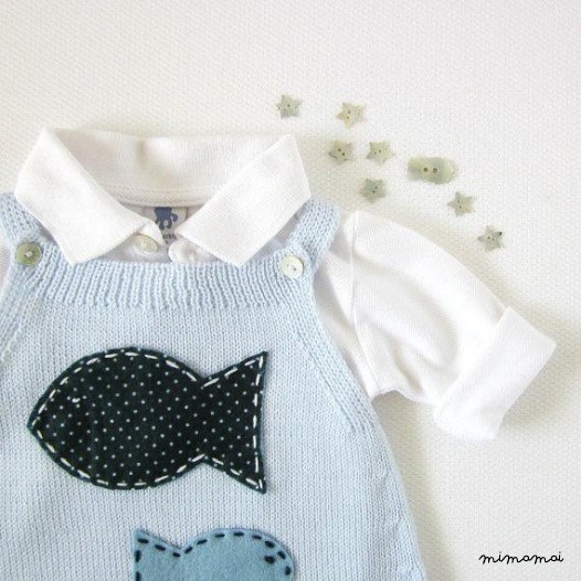Tuta bambino a maglia in morbida blu con pesci.