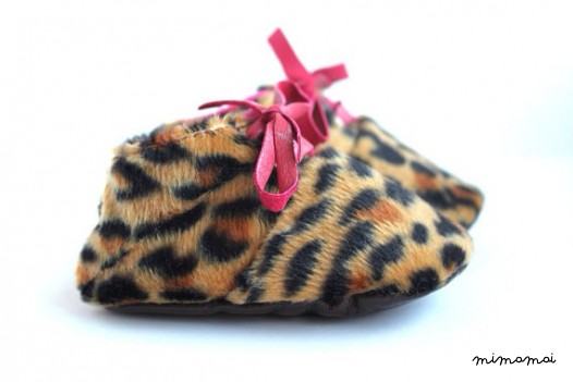 0-3 Months Slippers / Baby Shoes Lamb Leather pastel pink suede