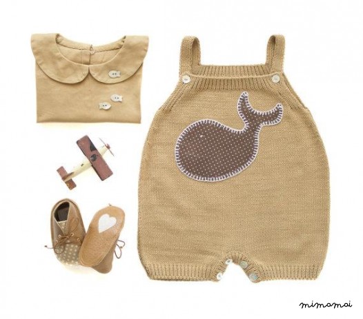 Tuta in maglia in cammello con una balena. 100% cotone. Dimensioni di READY TO SHIP 1-3 mesi