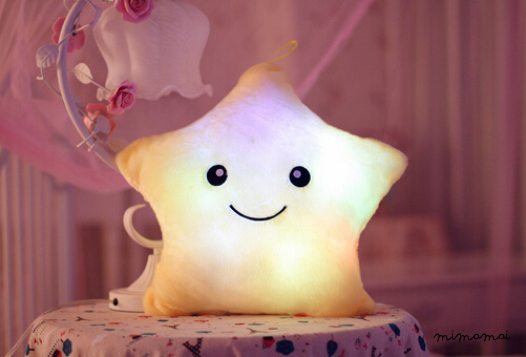 Star LED light up cushion - Yellow