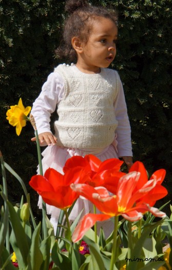 Girls vest