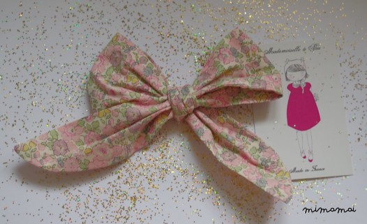 Barrette gros noeud Liberty Betsy rose pale